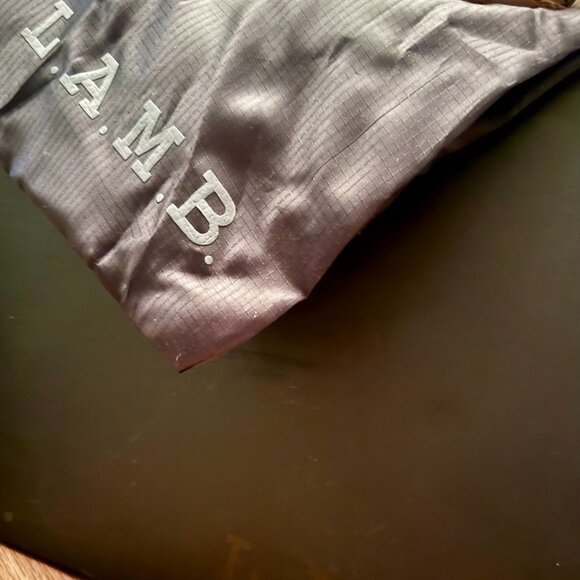 NIB L.A.M.B. by Gwen Stefani Gray Suede Quintessa Strappy Sandals - Size 7 - Picture 6 of 7